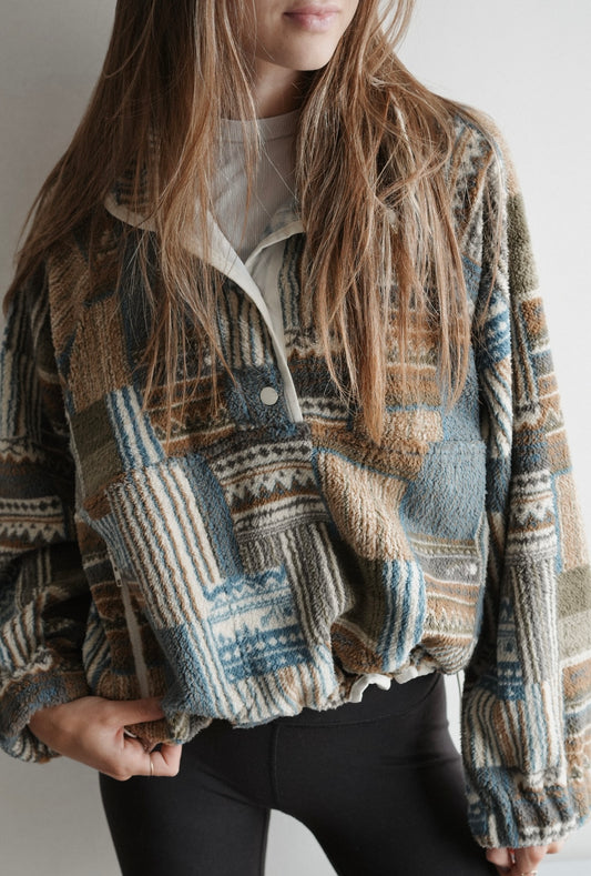 MULTICOLOR PULL OVER