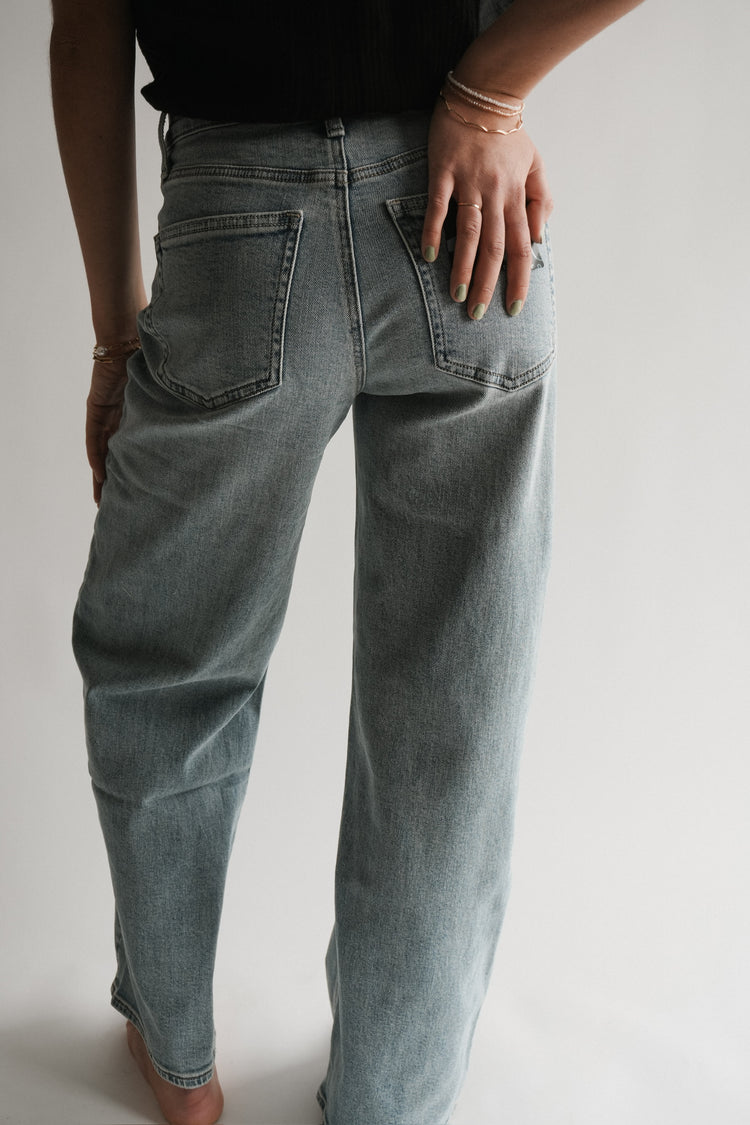 SILVER JEANS - V FRONT WIDE LEG
