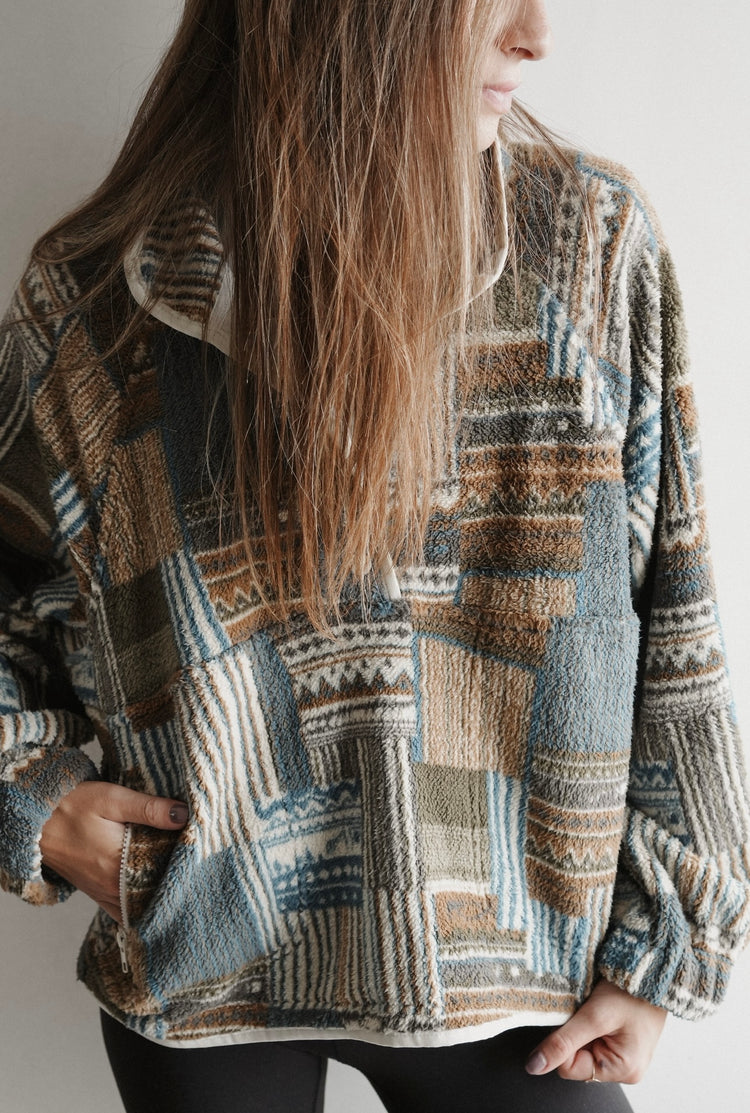 MULTICOLOR PULL OVER
