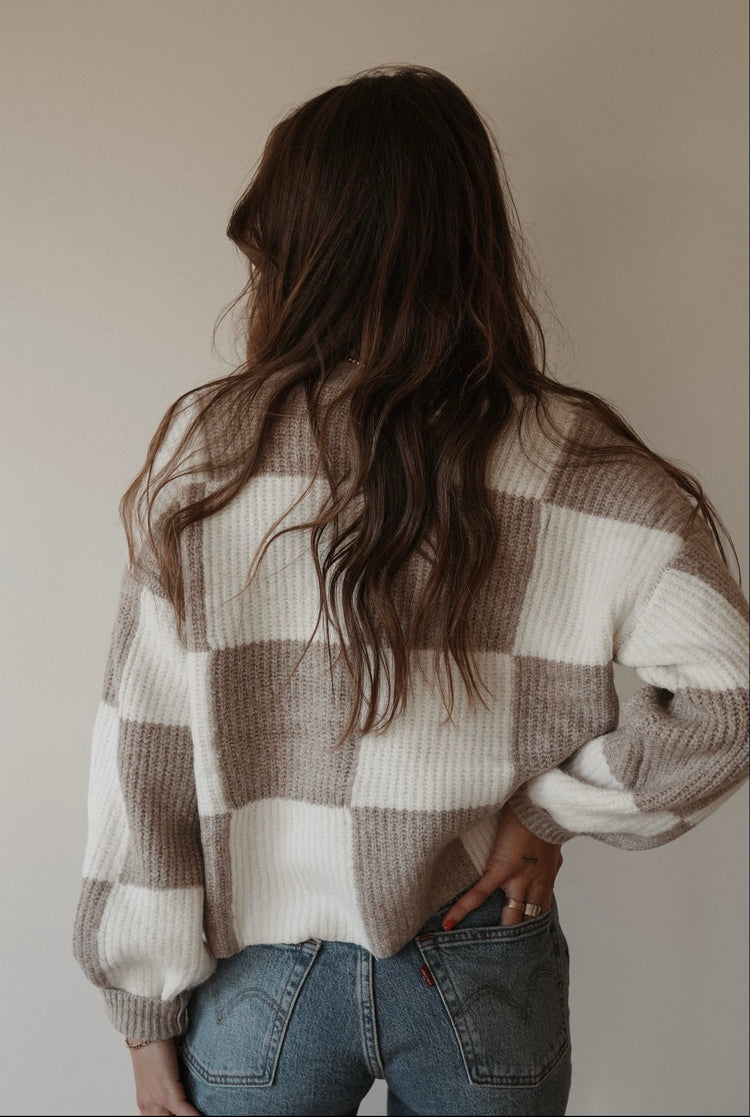 CHECKERED KNIT
