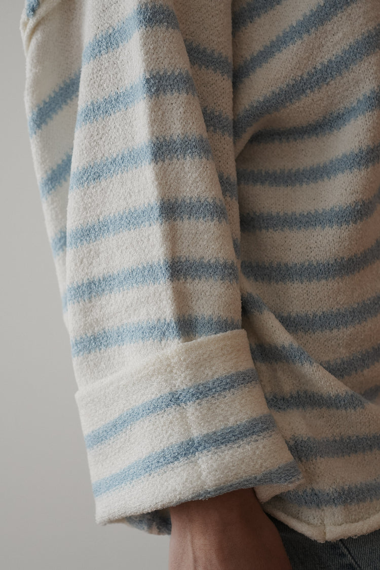 COASTAL STRIPED OVERSIZED KNIT