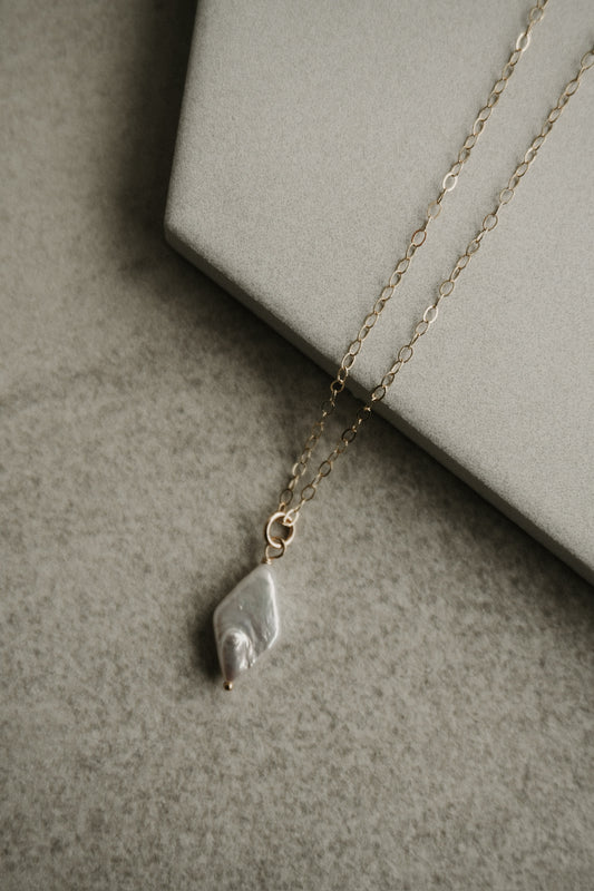 MOANA LEI JEWELRY - DIAMOND PEARL NECKLACE