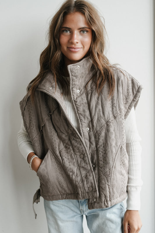 LACE CROCHET PUFF VEST