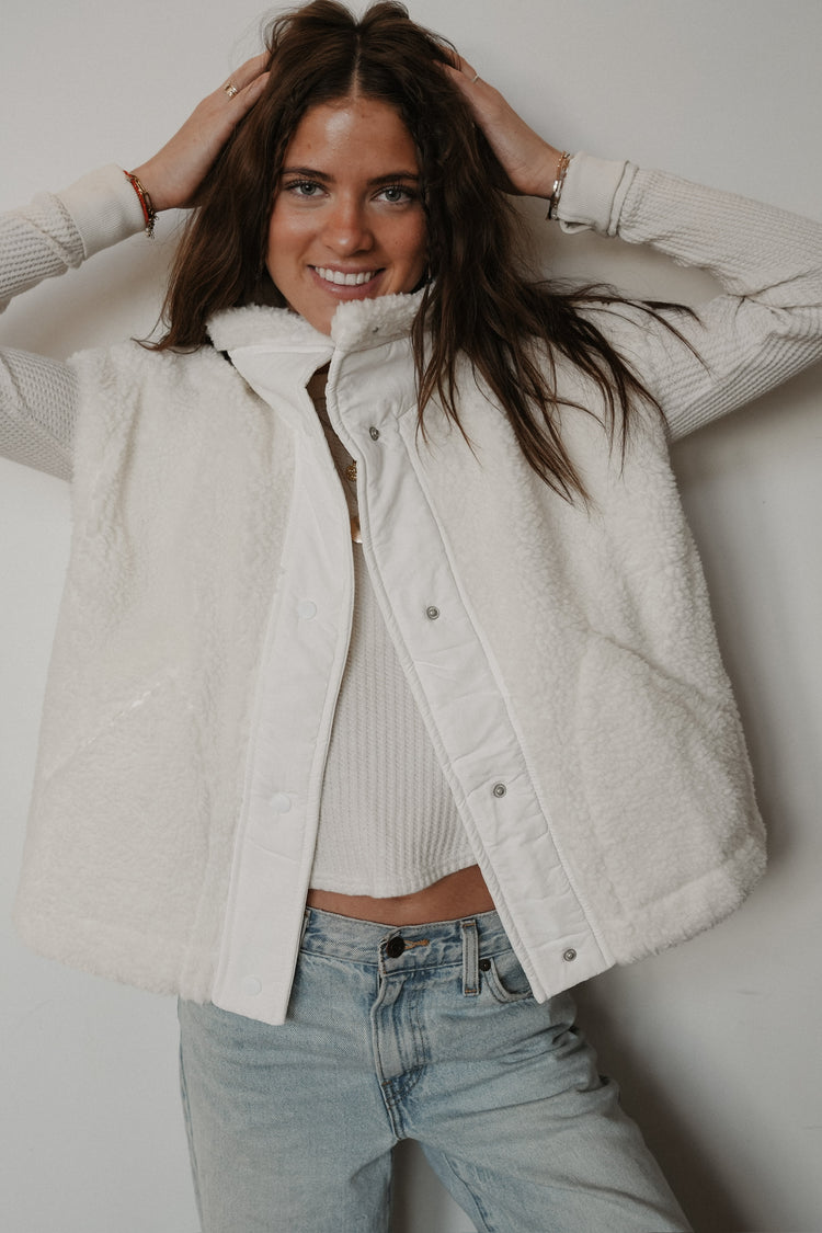 COZY SHERPA VEST