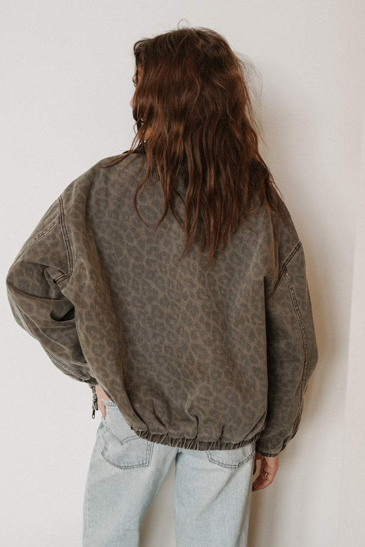 LEOPARD PRINT BOMBER
