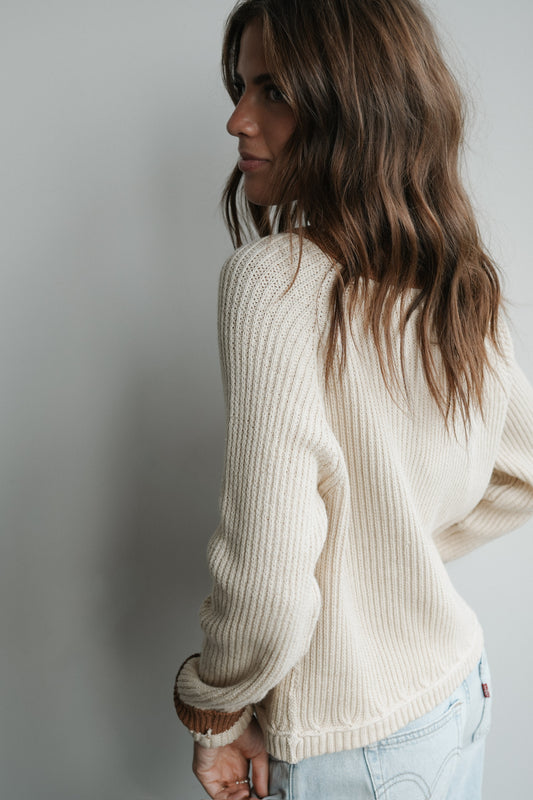 GO-TO BUTTON DOWN CARDIGAN