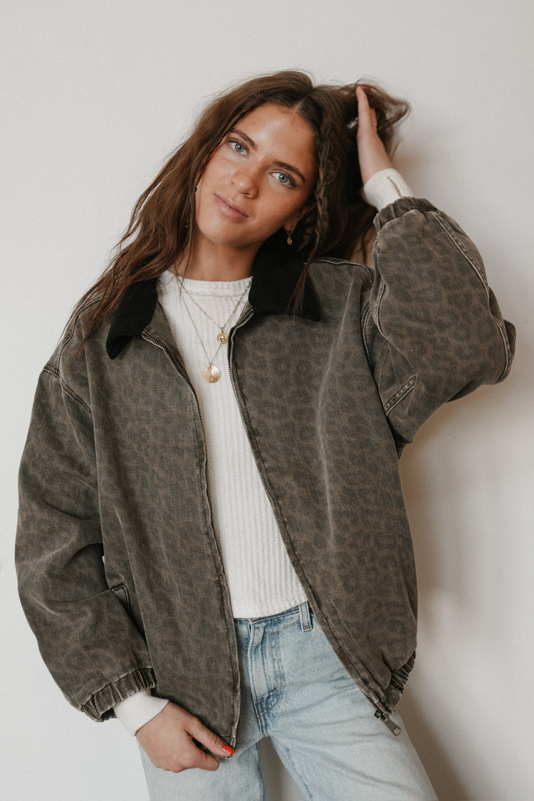 LEOPARD PRINT BOMBER