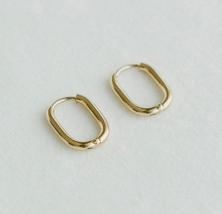 OVAL HOOPS