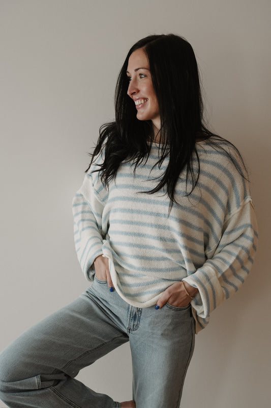 COASTAL STRIPED OVERSIZED KNIT