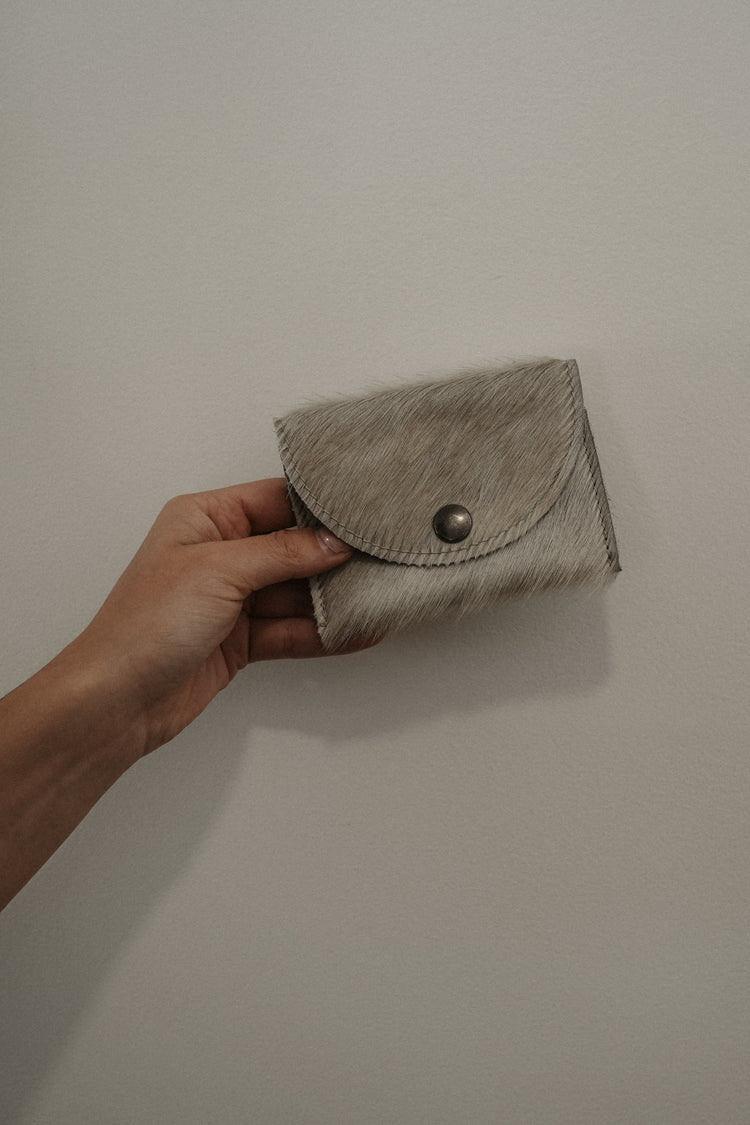 COWHIDE SNAP WALLET - CHAMPAGNE