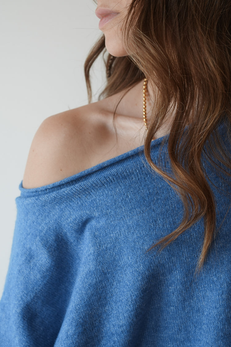 ROLLED NECK KNIT PULLOVER - BLUE