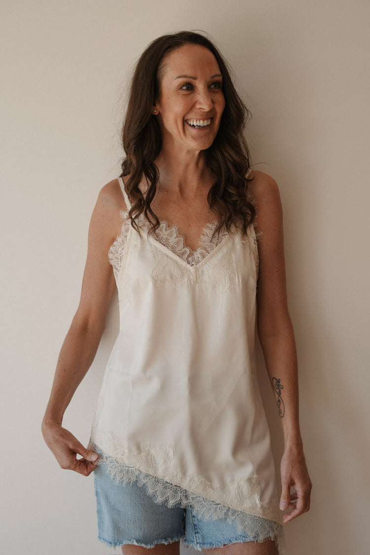 LACE TRIM SATIN TUNIC TANK