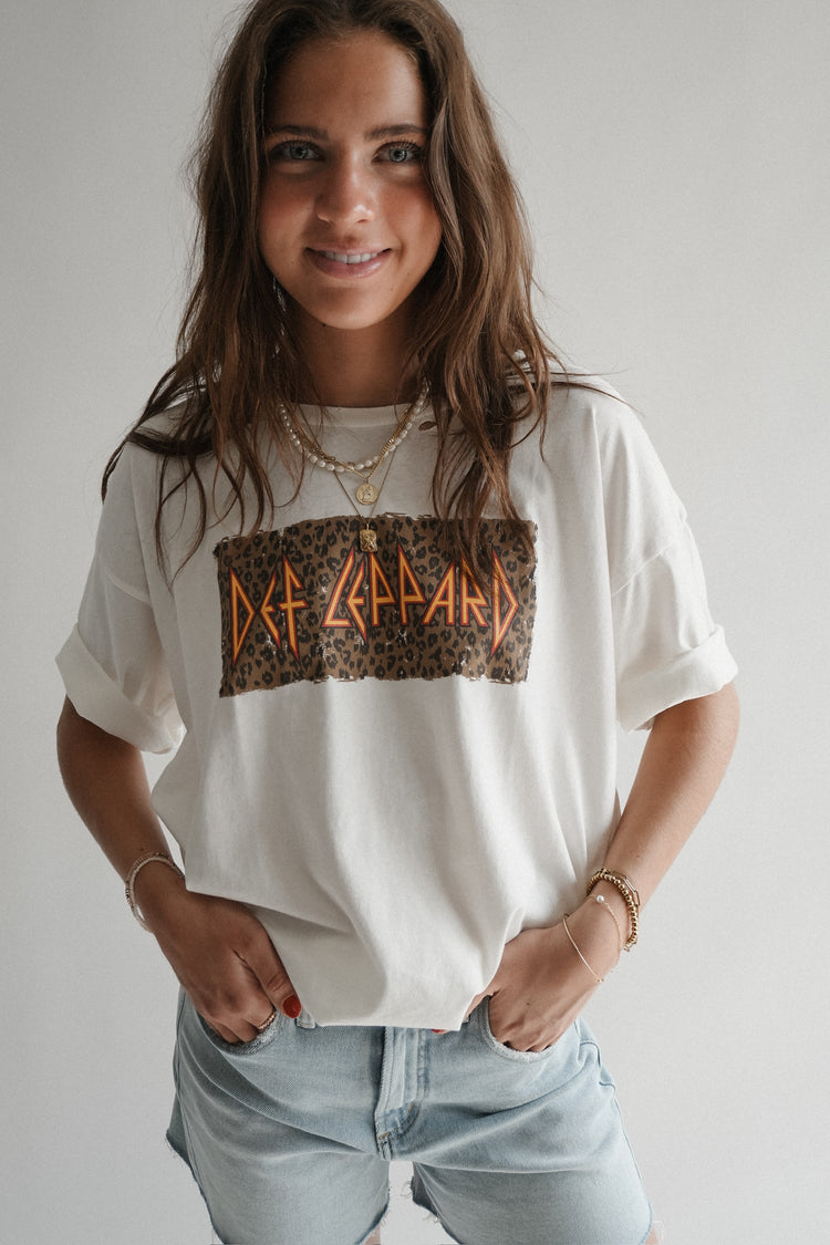 DEF LEPPARD GRAPHIC TEE