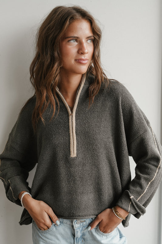 KNIT HALF ZIP